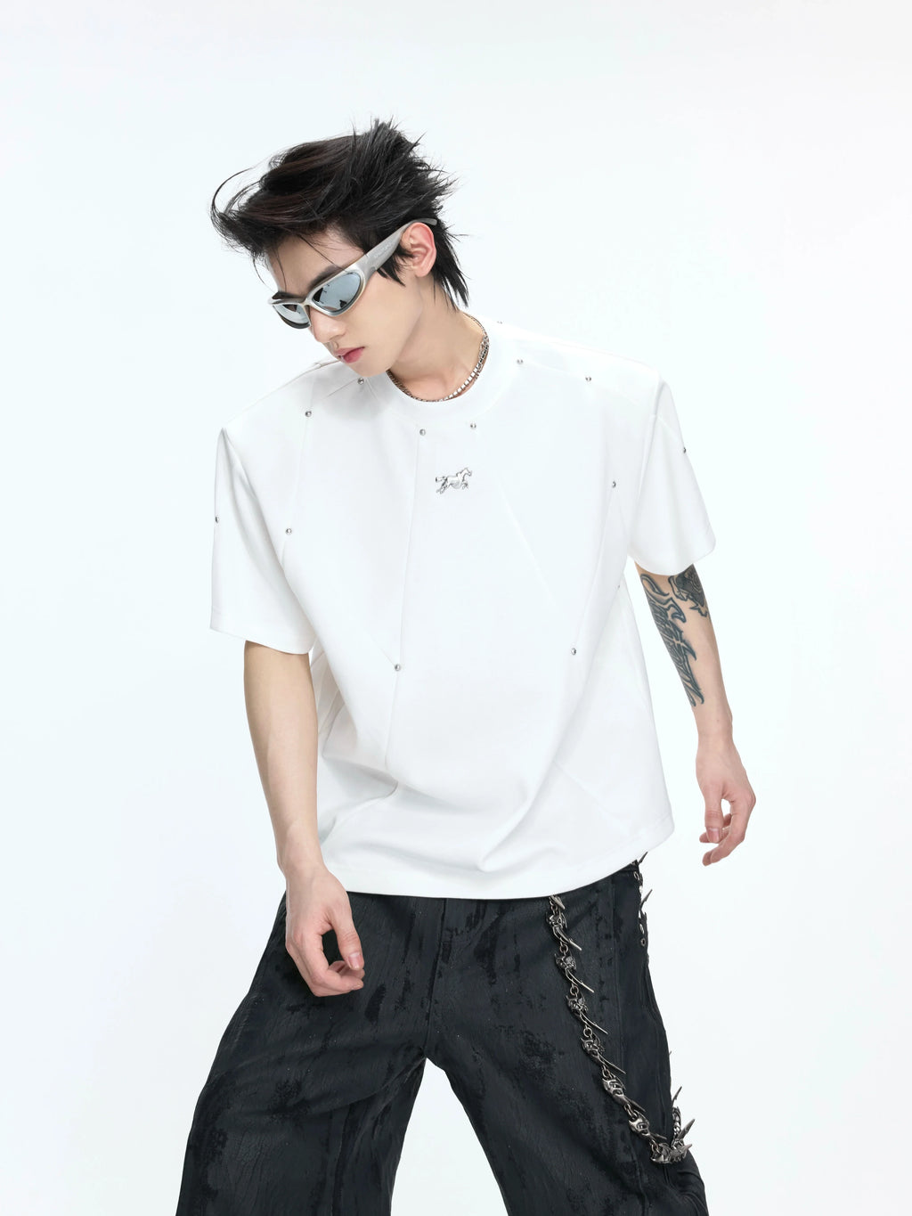 【26s May】Studded Deconstructed Boxy Shoulder Tee