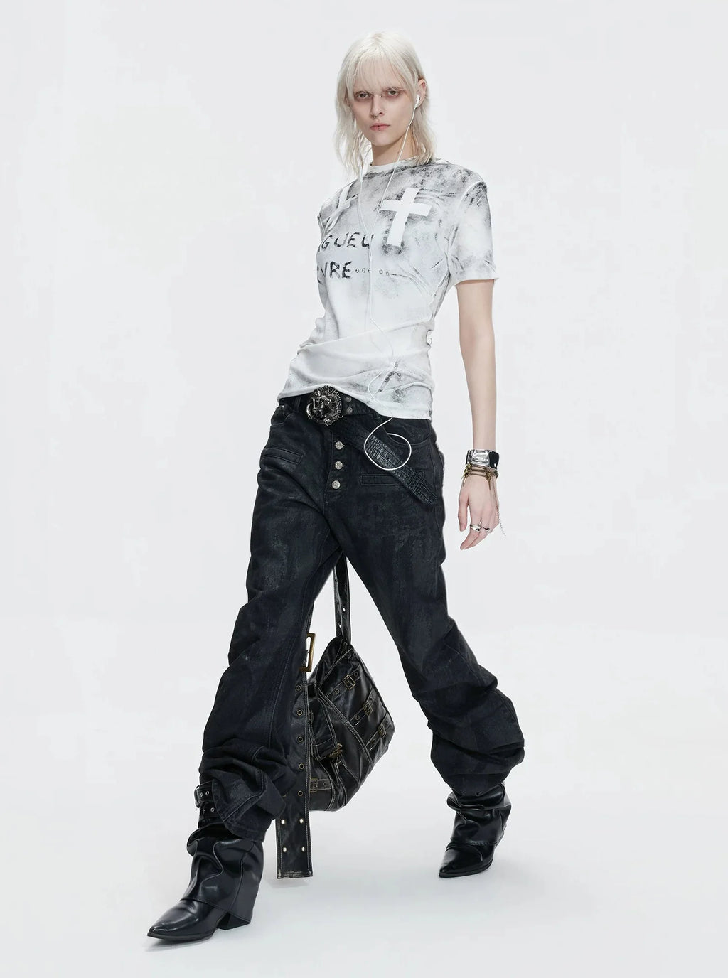 【26s May.】Distressed Cross Studded Slim Tee
