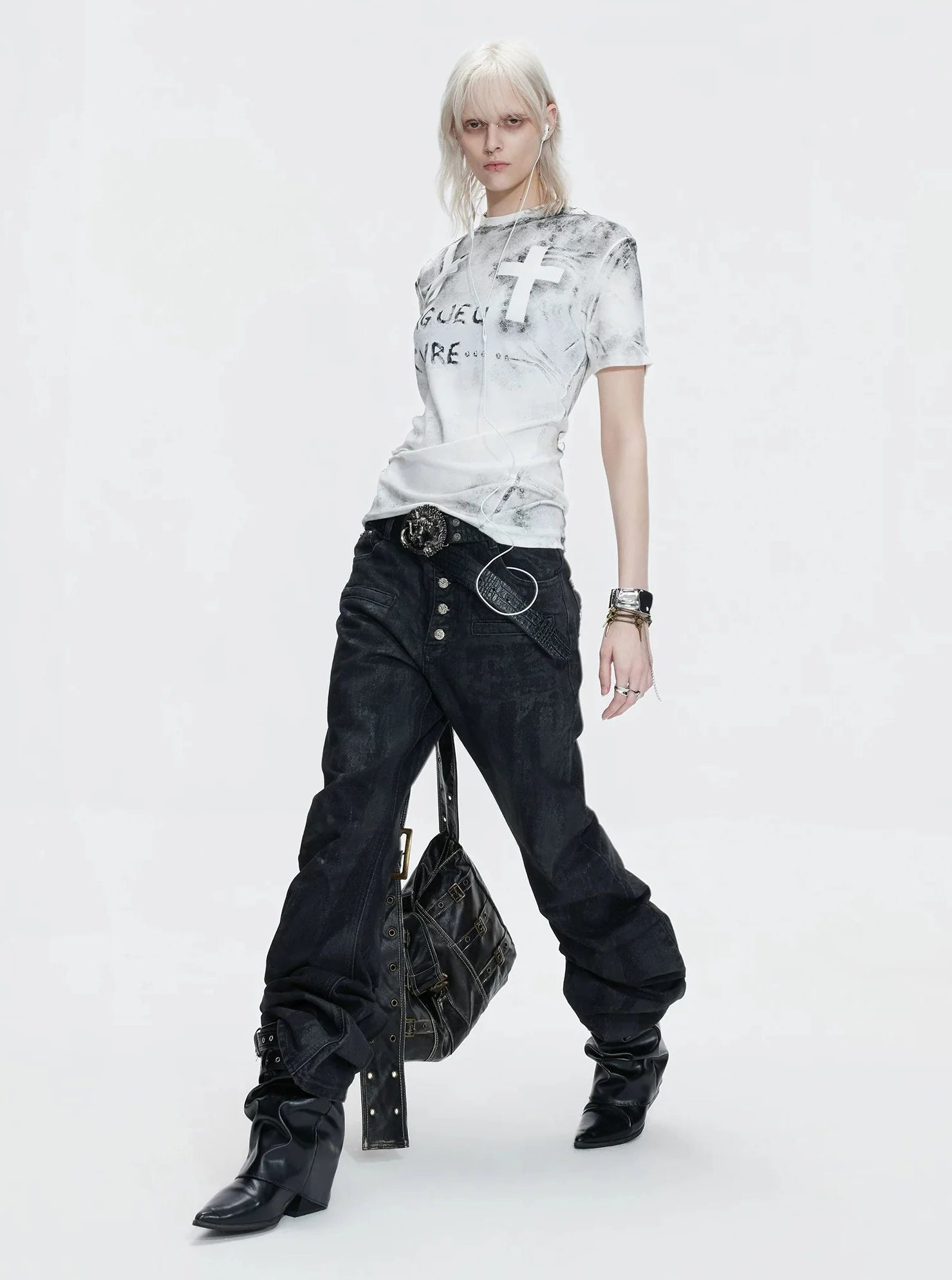 【26s May.】Distressed Cross Studded Slim Tee