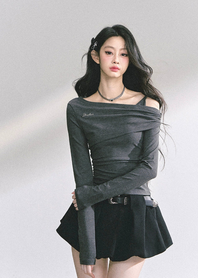 K-Muse Off-Shoulder Tee