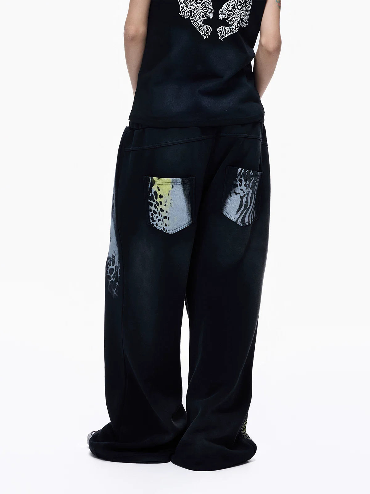 Double Waist Leopard Panel Sweatpants