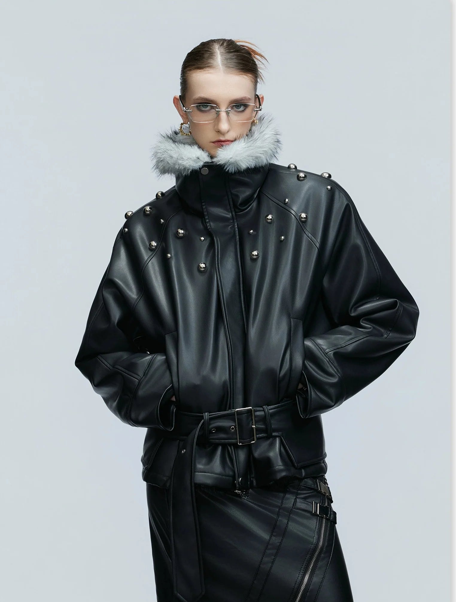 【25s Nov.】Riveted Faux Wolf Fur Collar Thickened Cotton Coat