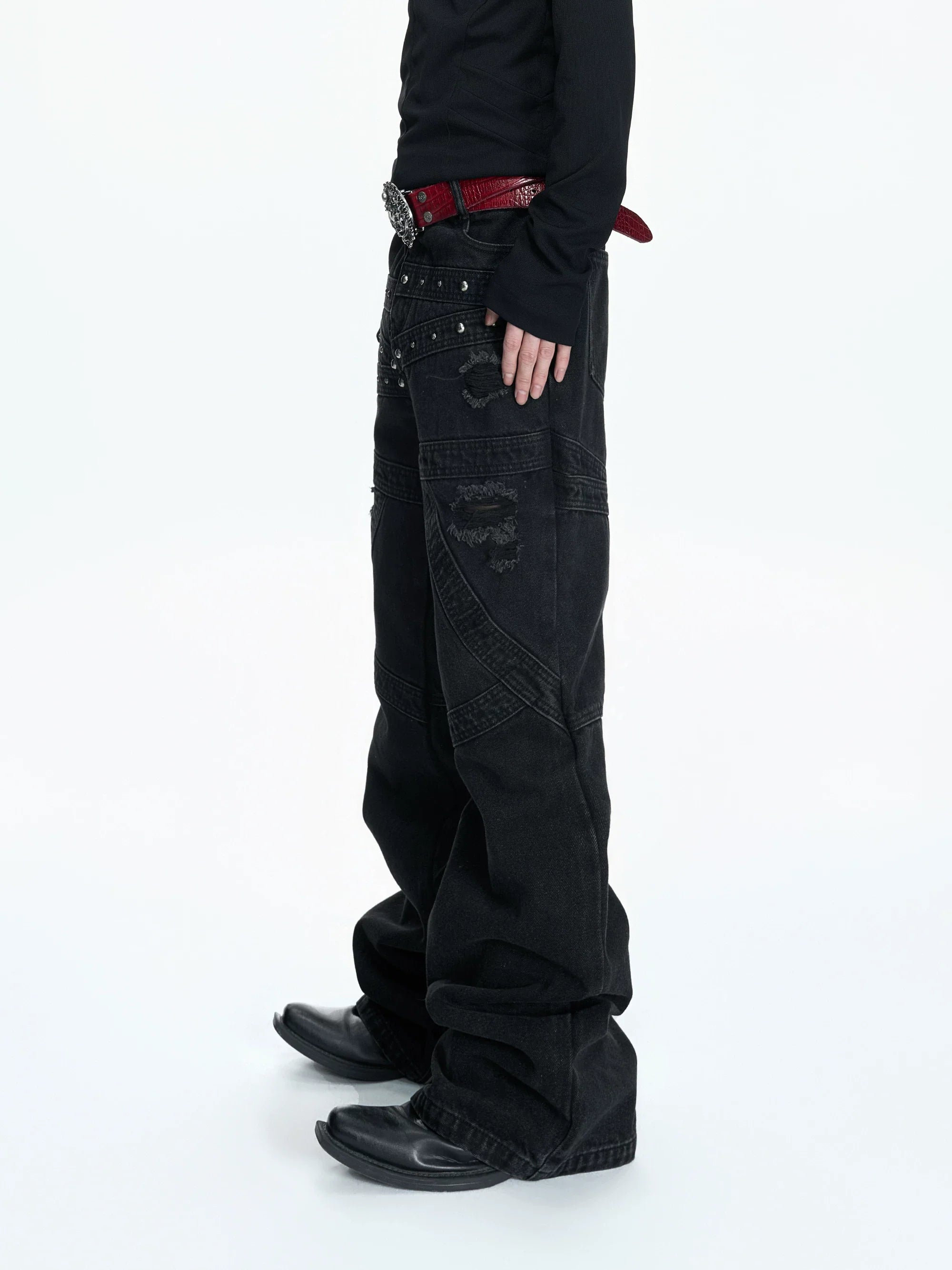 【26s Mar.】Studded Washed Curved Denim Pants