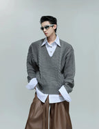 【25s Oct.】Shirt-paneled Button-down V-neck Sweater