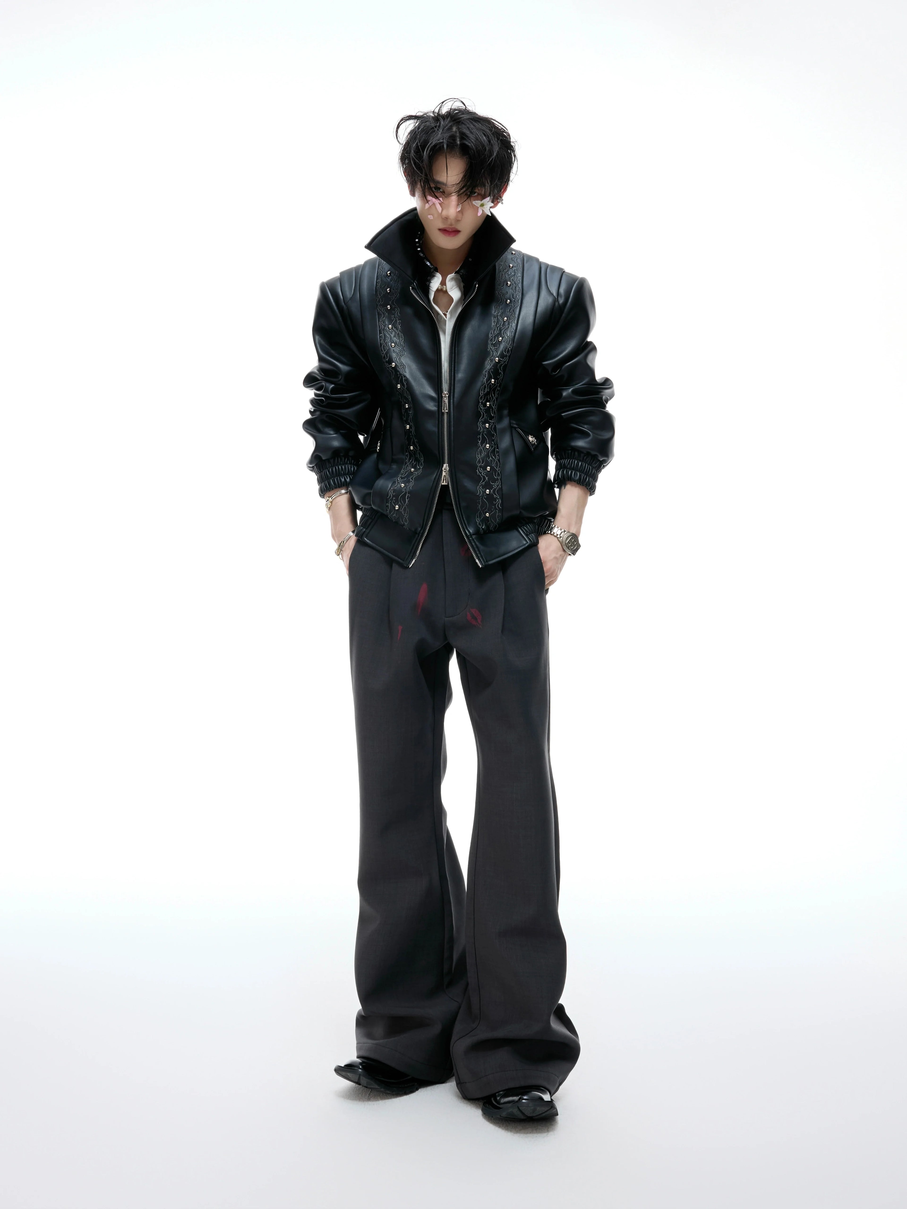 【25s Aug.】Embroidered Cropped Leather Jacket