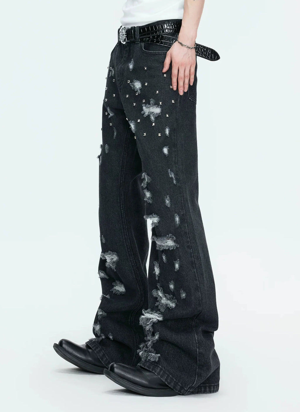 【26s Apr.】Distressed Studded Irregular Flared Denim Pants