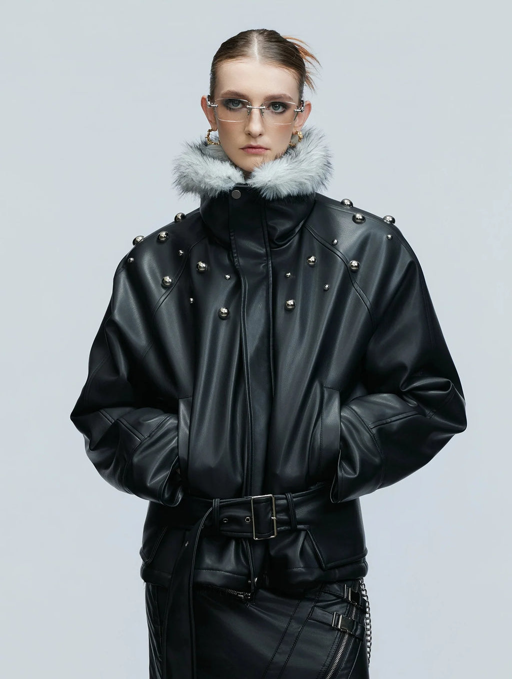 【25s Nov.】Riveted Faux Wolf Fur Collar Thickened Cotton Coat
