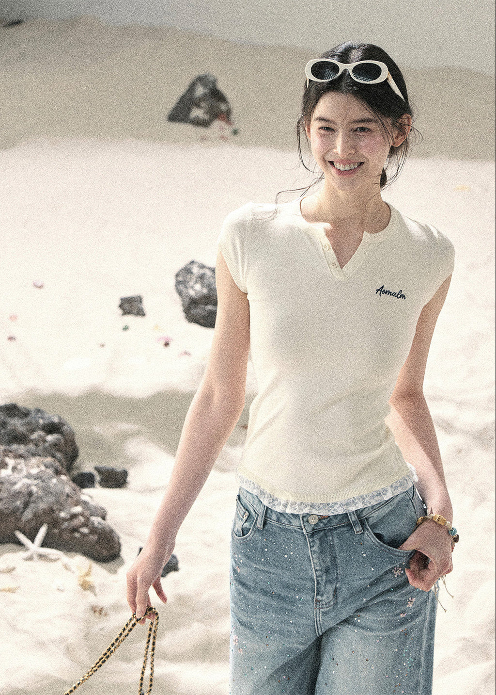 Langyu Letter Lace-Hem Baby Tee
