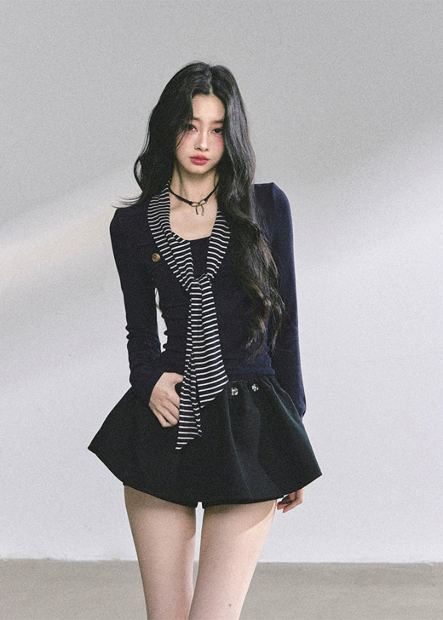 École Chic Fitted Top