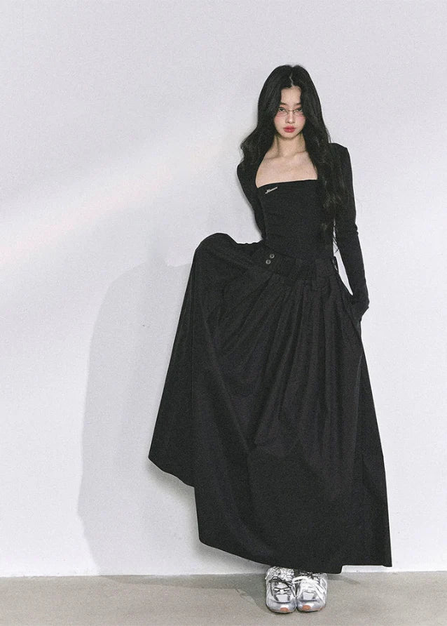 Chic Noir Slim Maxi