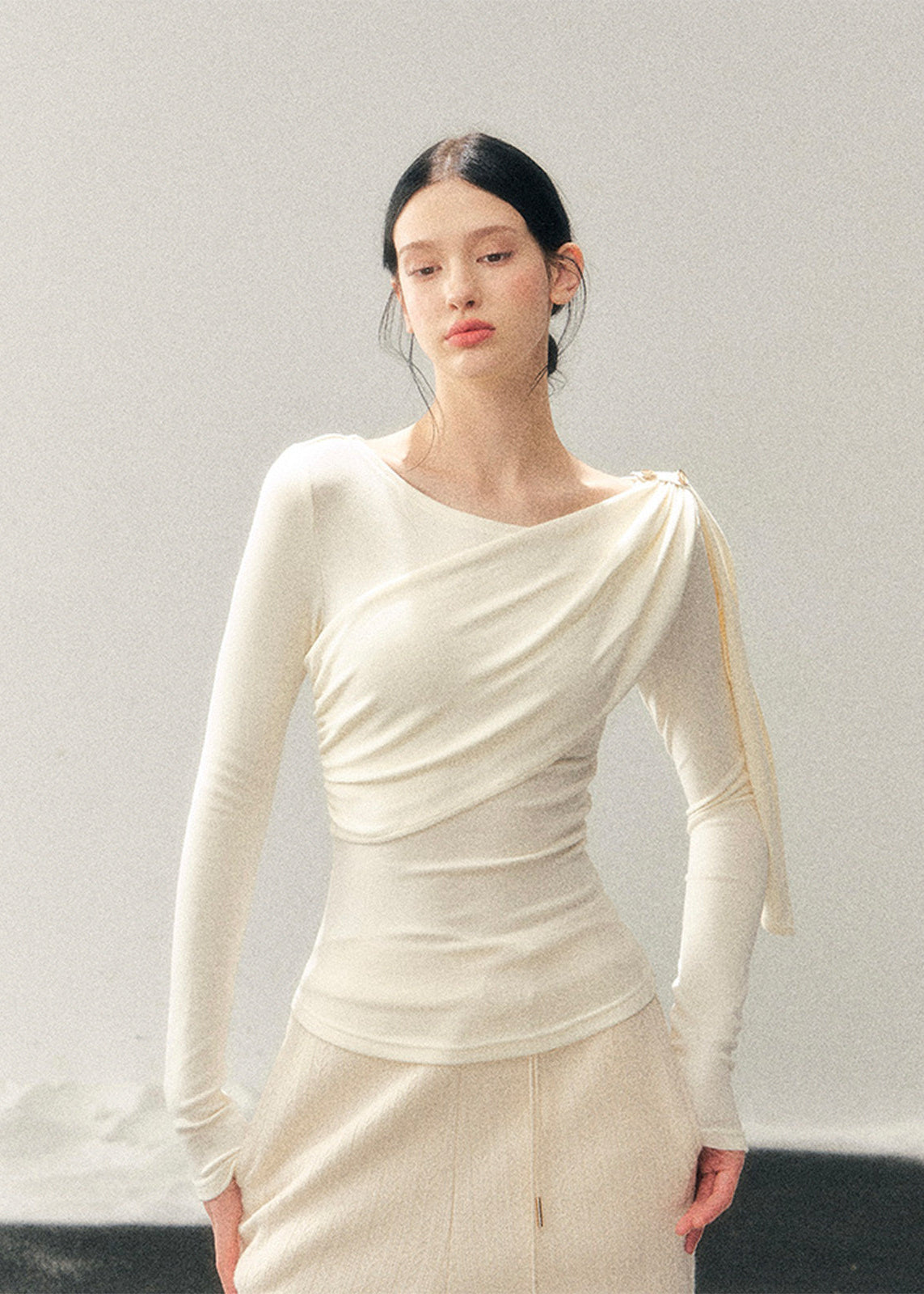 Windlight Drape Top
