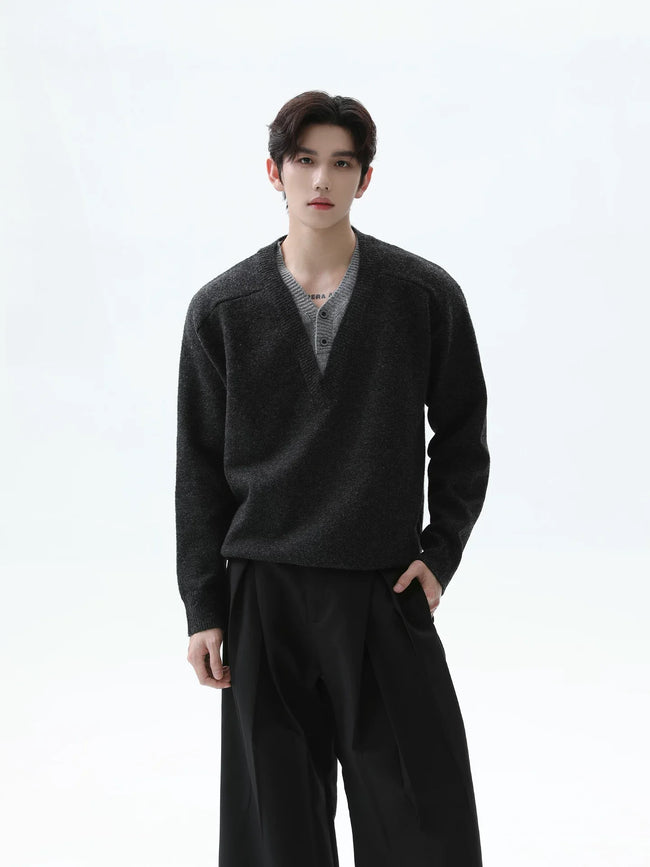 【26s Jan.】Clean-Fit Layered V-Neck Lambswool Knit Sweater Hover Image