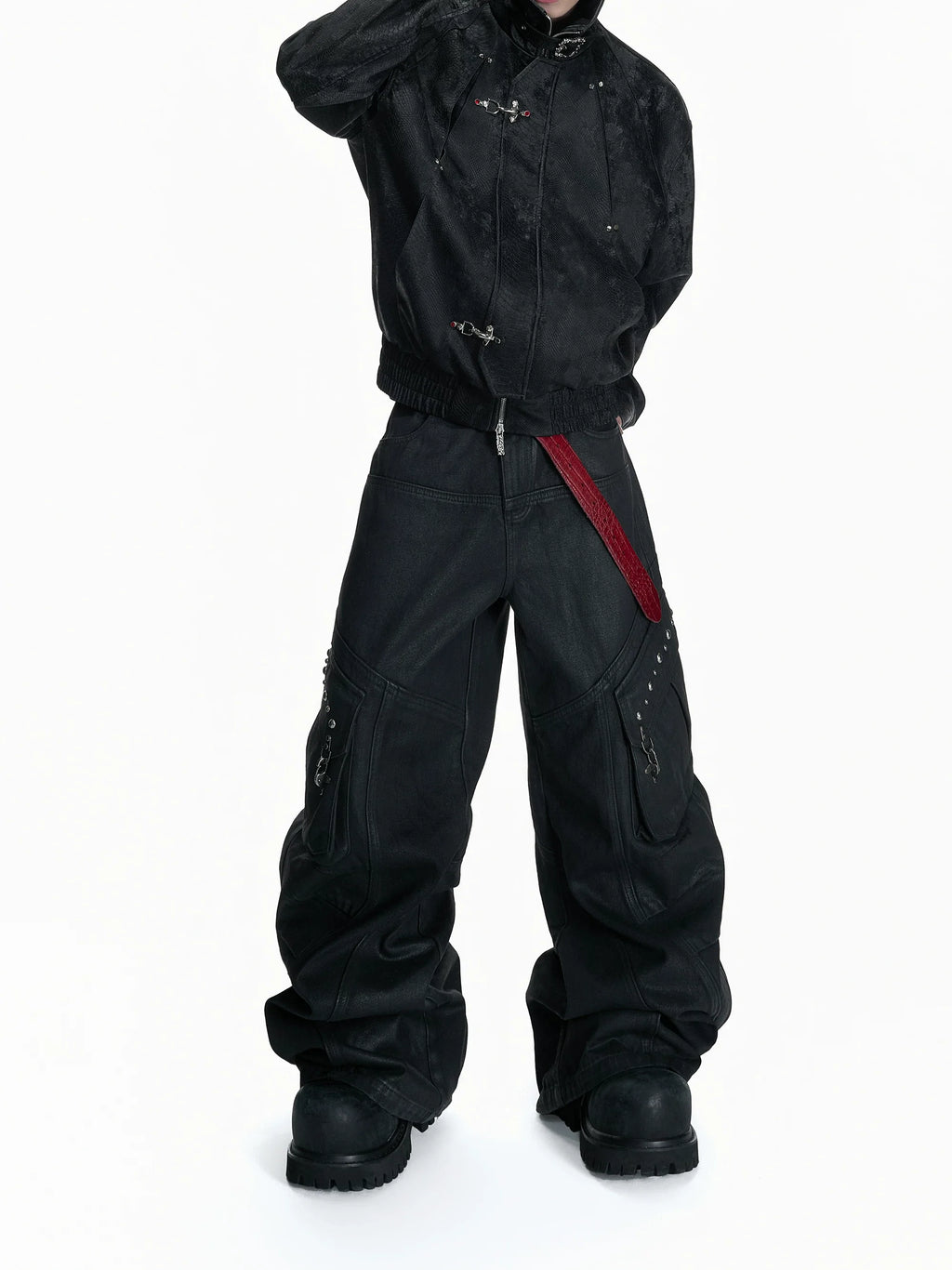 【26s Mar.】Waxed Curved Cargo Denim Pants