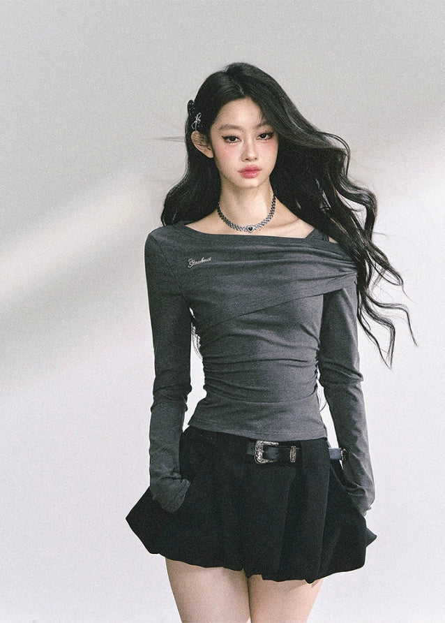K-Muse Off-Shoulder Tee