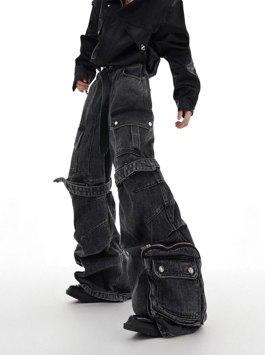 【26s Feb.】Deconstructed Cargo Wide-Leg Denim