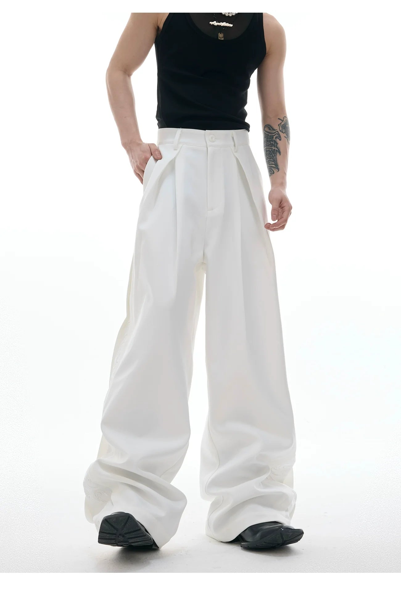 【25s Jun.】Palace Embroidery Pattern Trousers