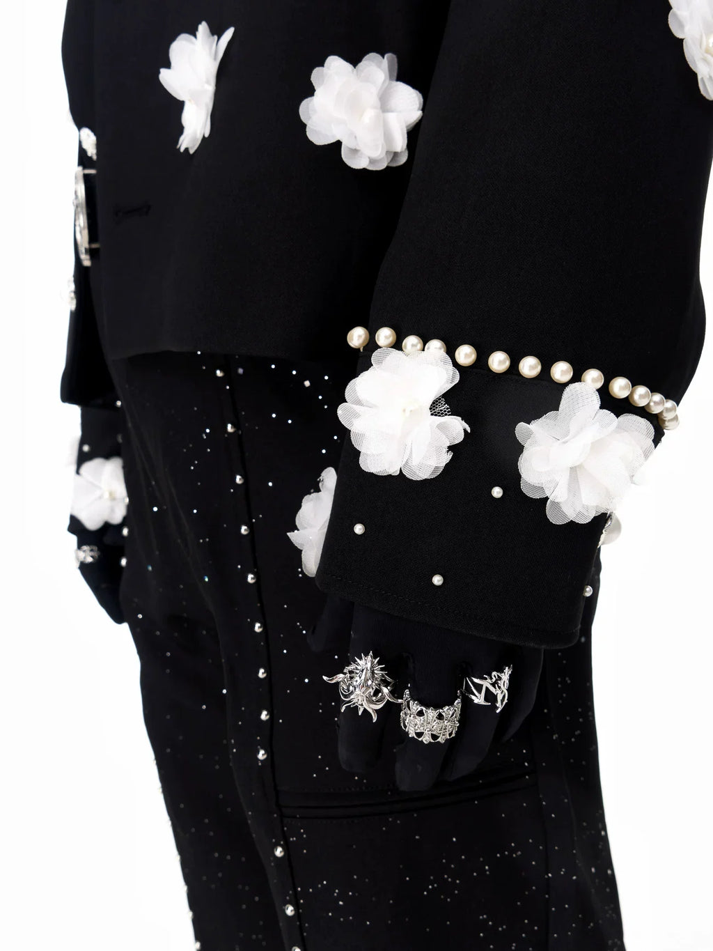 【26s Feb.】Couture 3D Floral Structured Shoulder Cropped Jacket / Pants