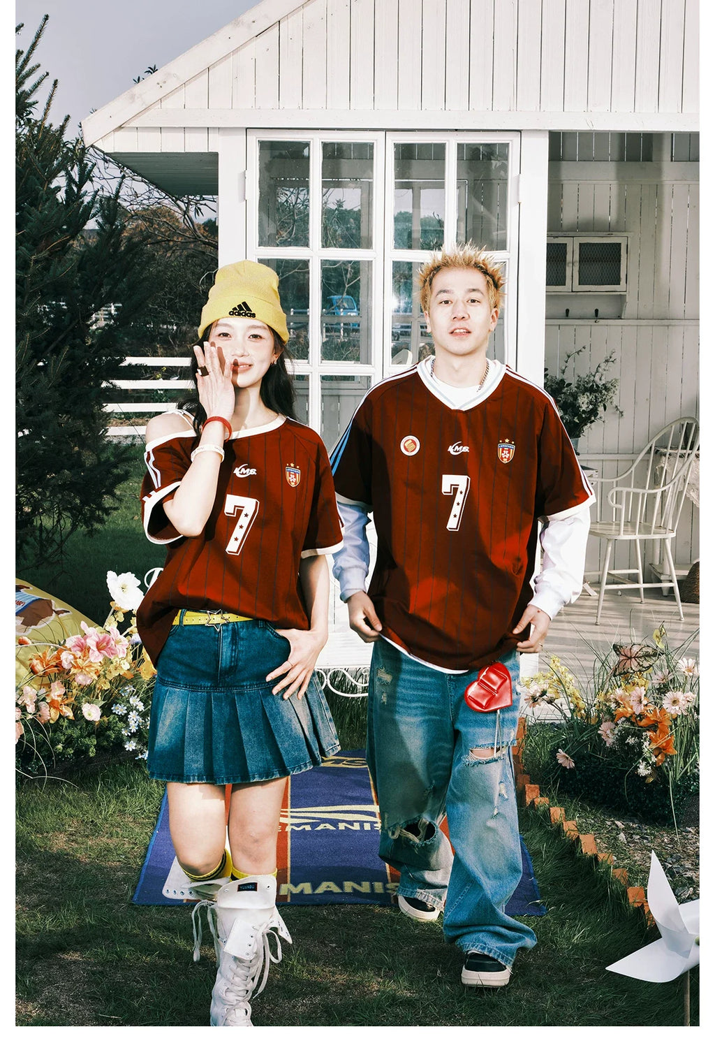 Contrast V-Neck Sports Jersey Tee