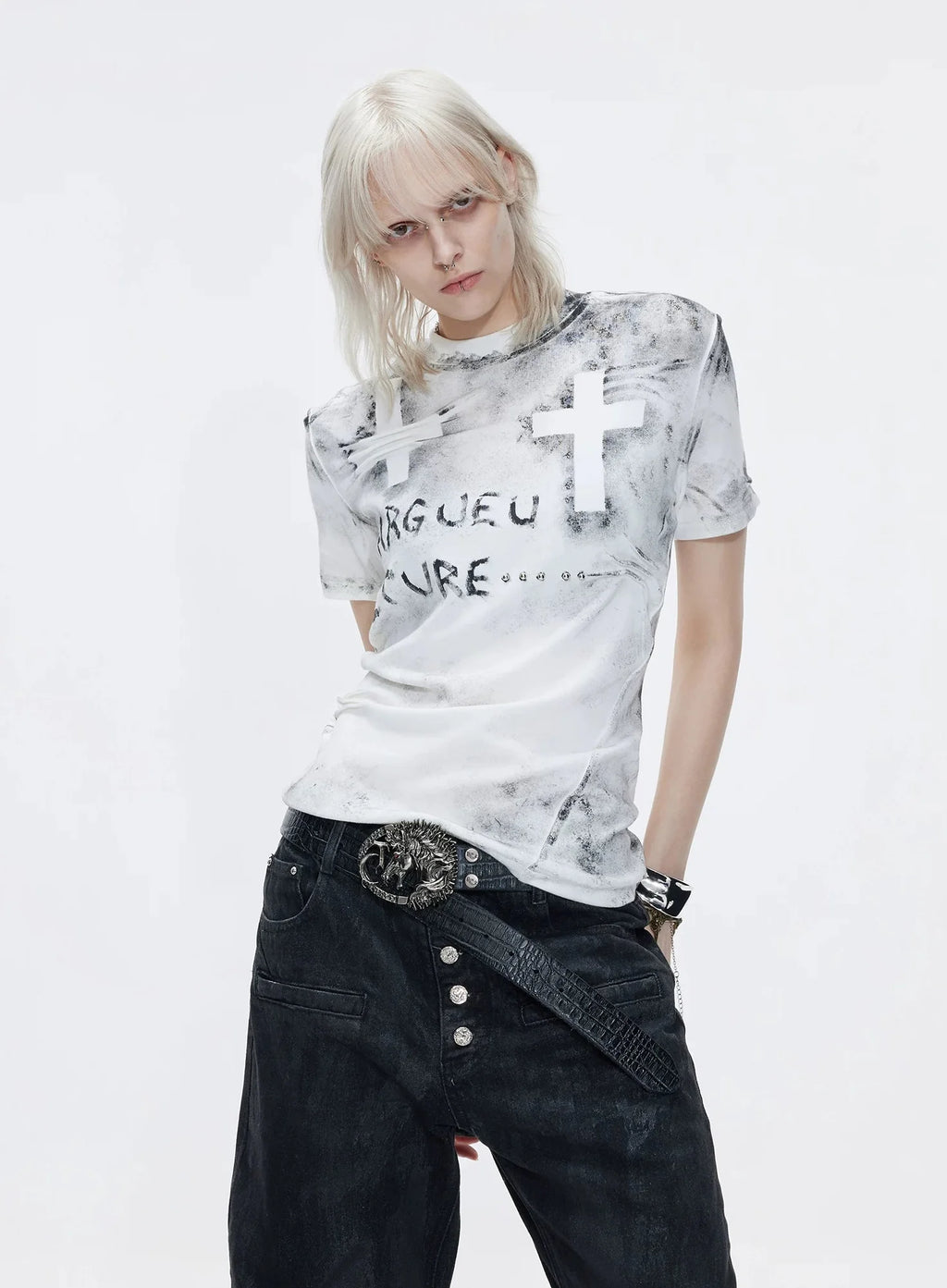 【26s May.】Distressed Cross Studded Slim Tee