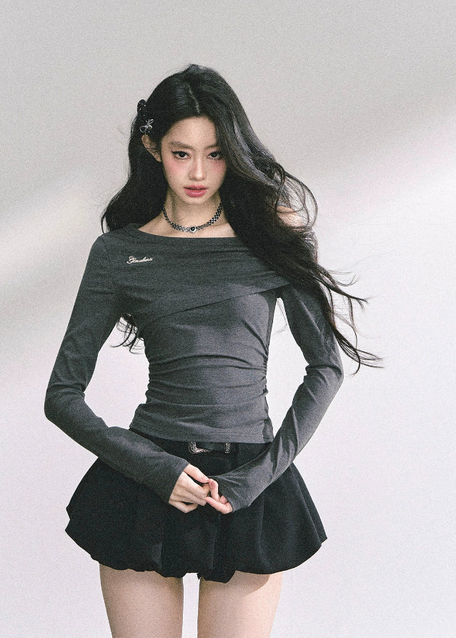 K-Muse Off-Shoulder Tee