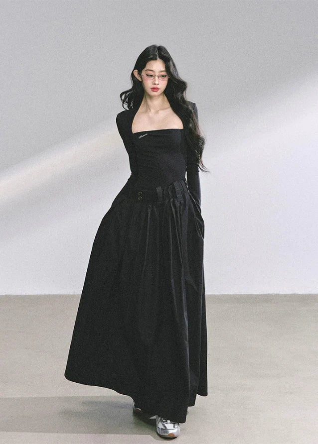 Chic Noir Slim Maxi