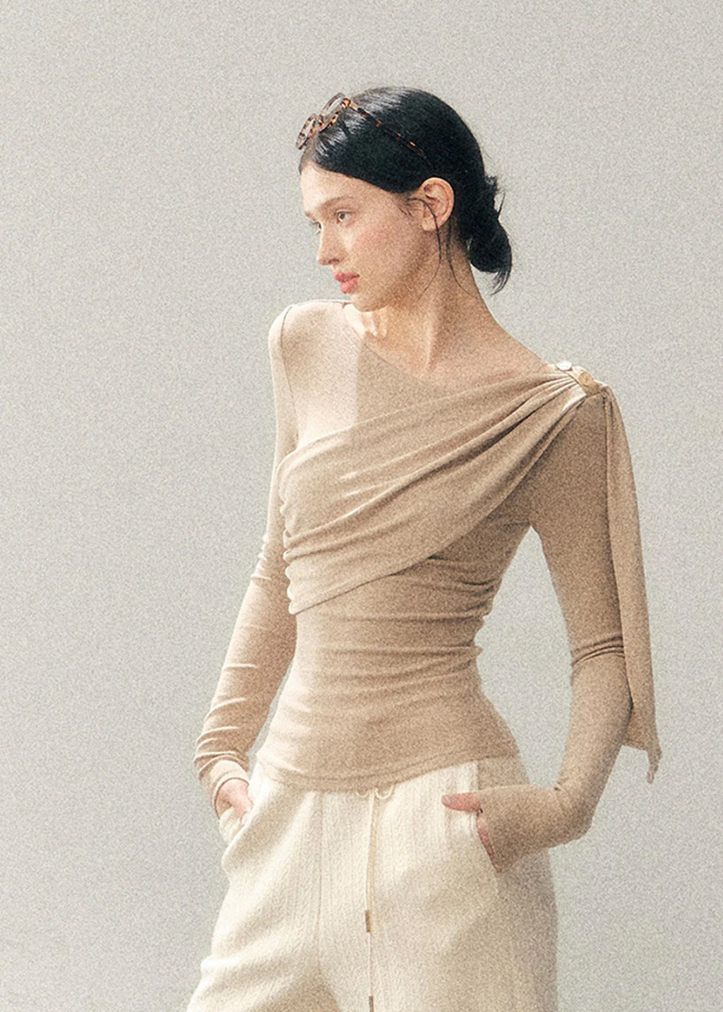 Windlight Drape Top