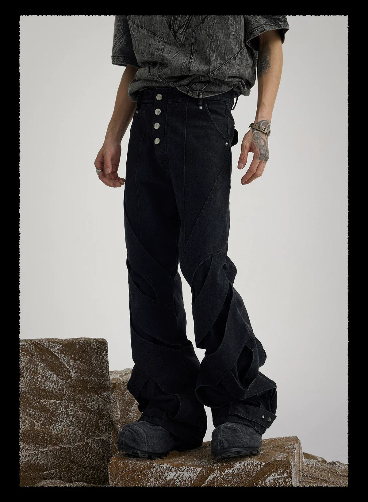 【26s Mar.】Deconstructed Washed Black Denim