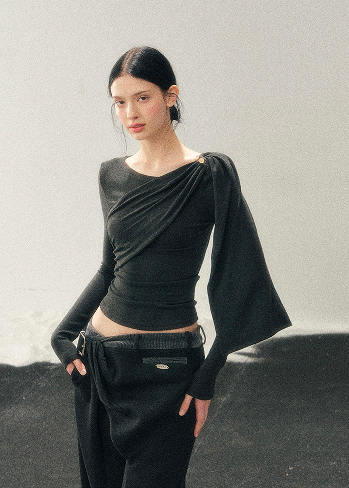 Windlight Drape Top