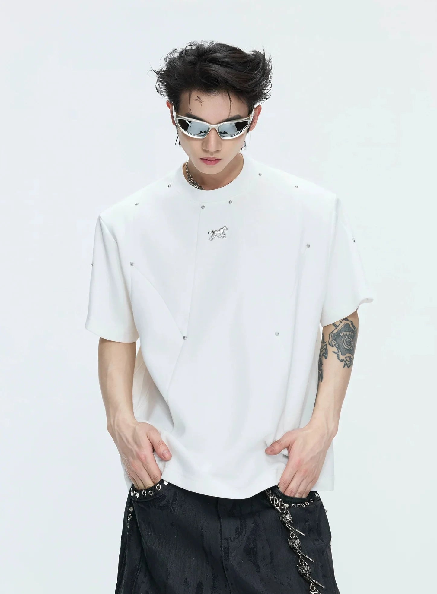 【26s May】Studded Deconstructed Boxy Shoulder Tee