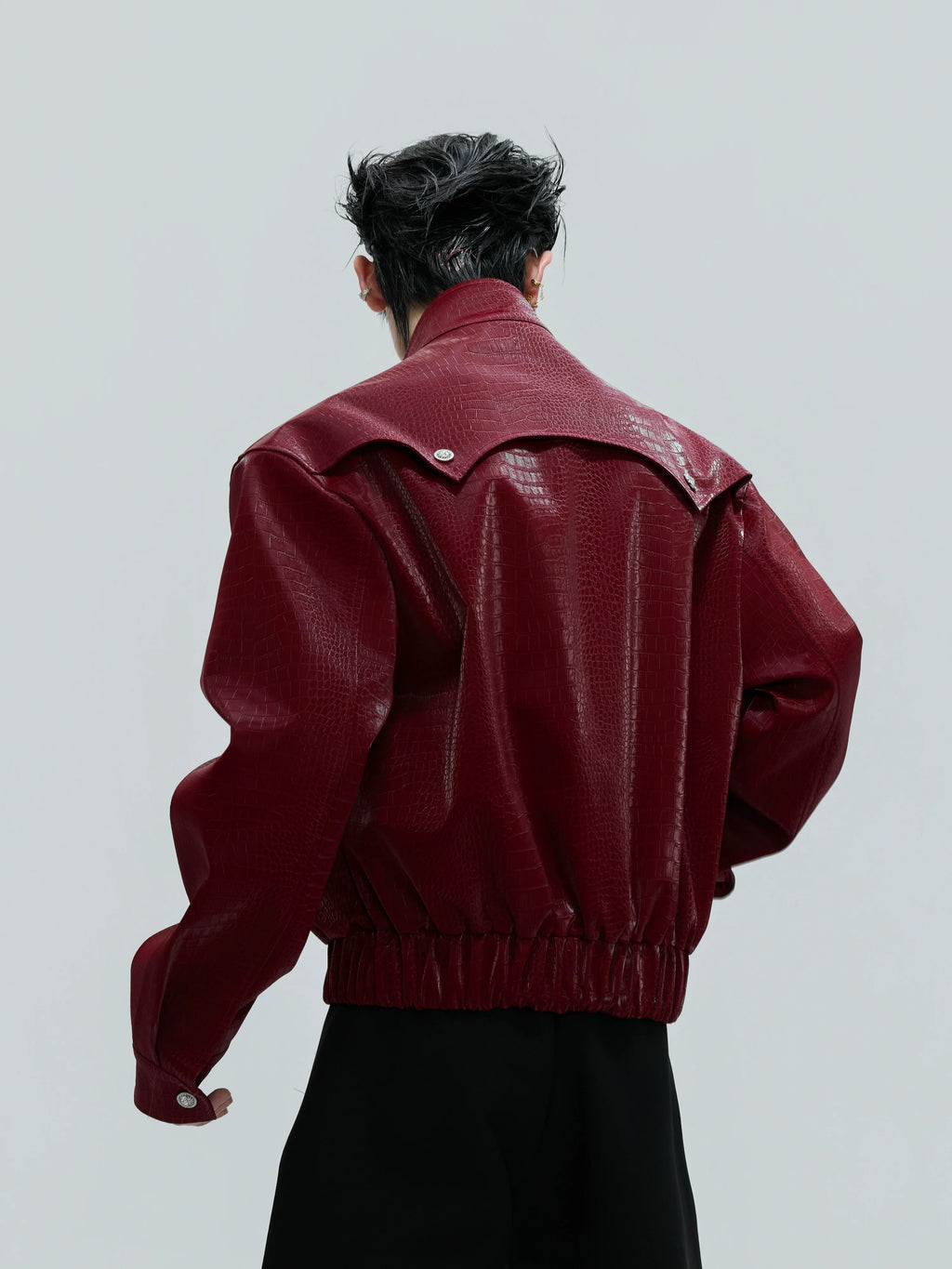 【25s Nov.】Crocodile-print Scale Cropped Leather Jacket