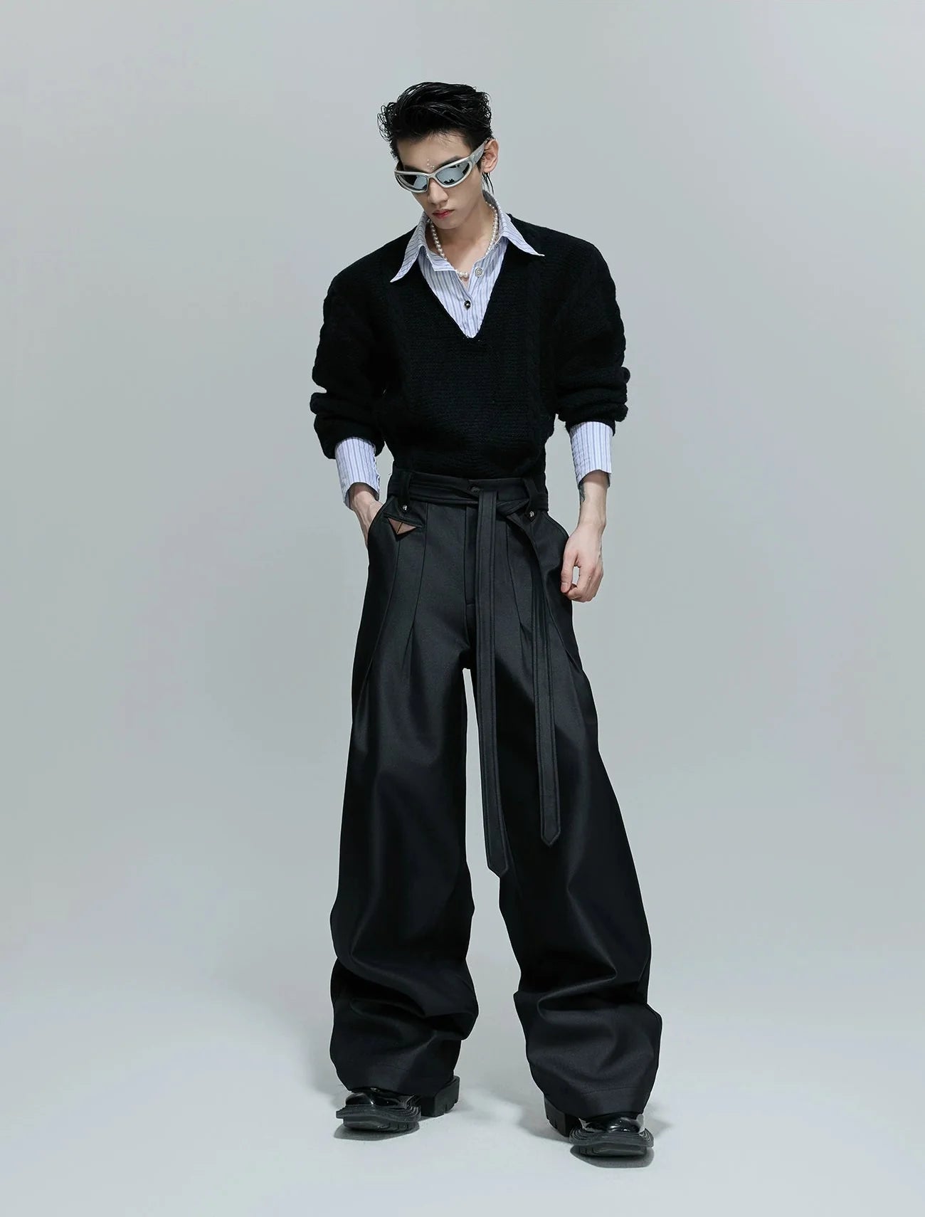 【25s Oct.】High-rise Smooth Fabric Pleated Trousers