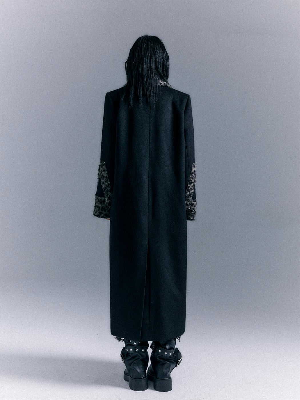 Shoulder pad coat jacket