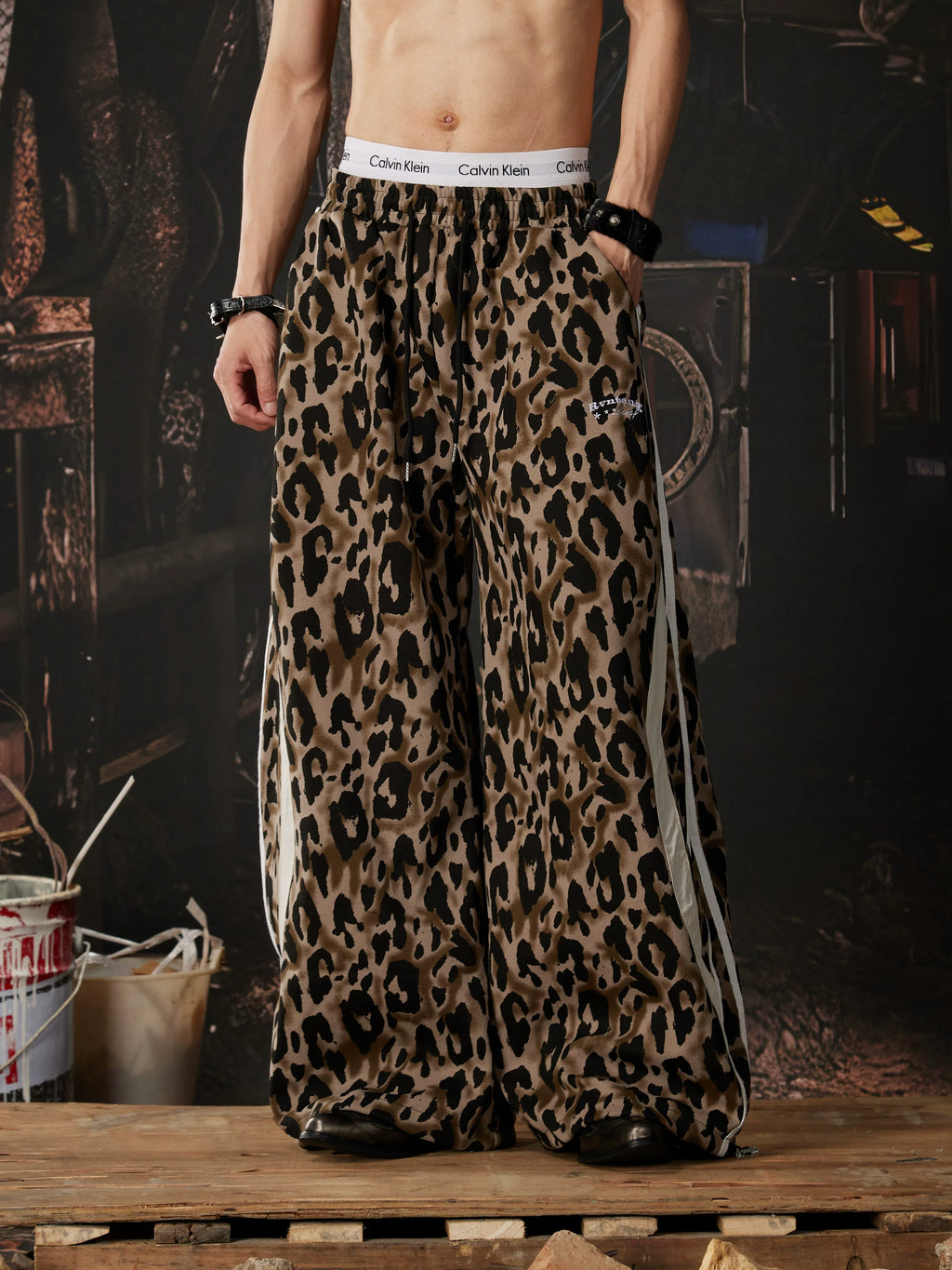 Leopard Panel Curved Wide-Leg Pants
