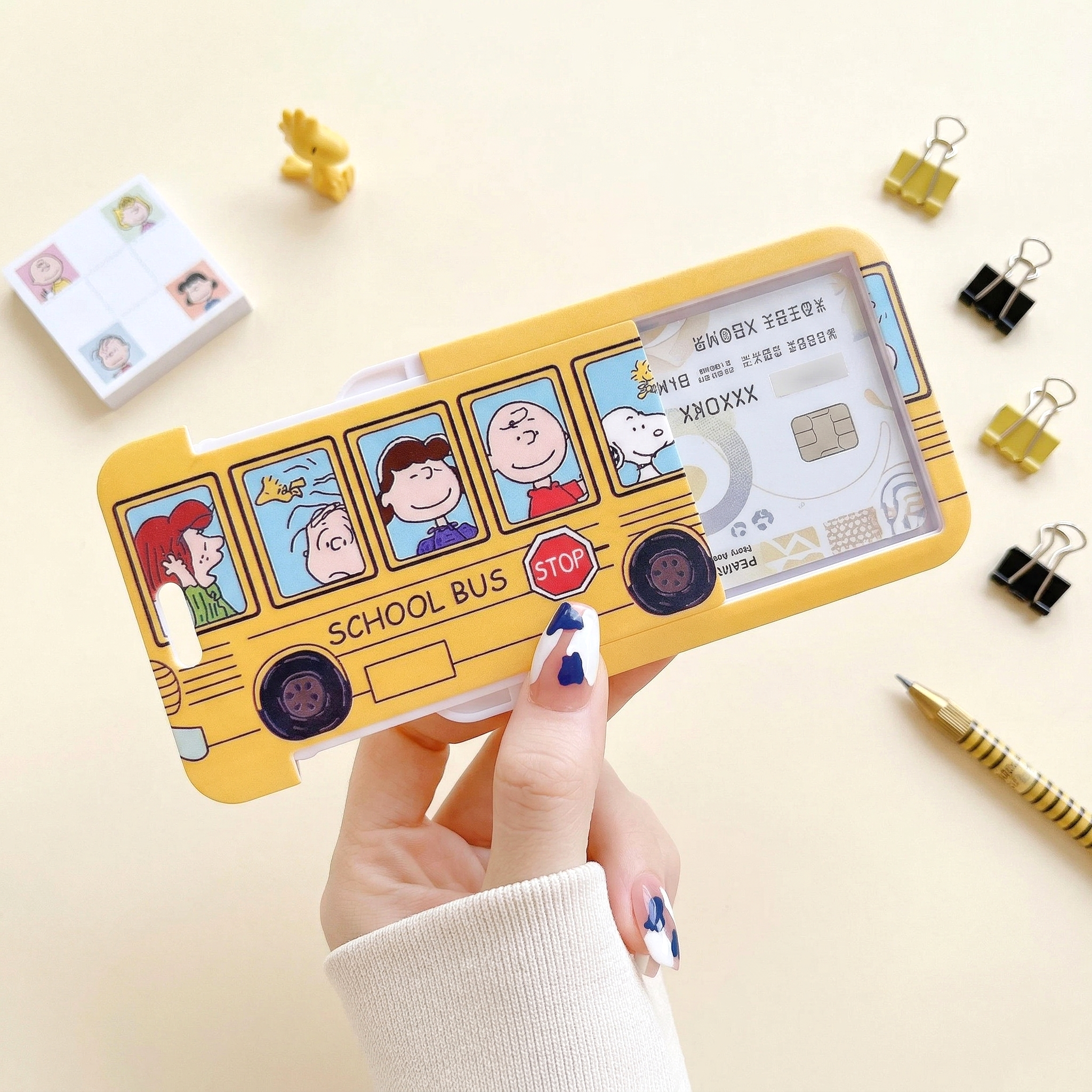 Peanuts Snoopy Card Holder