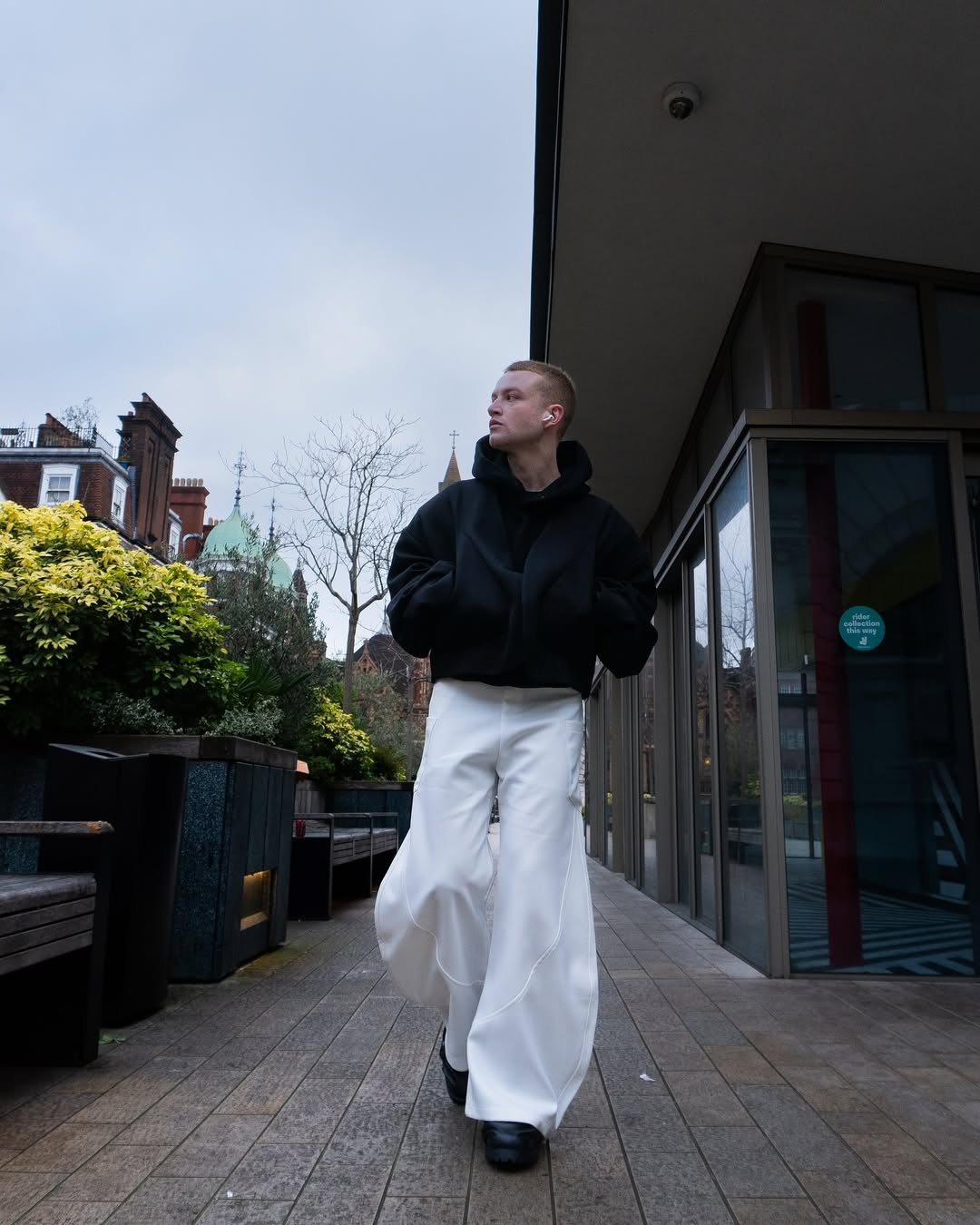 【24s Nov.】High-Waist Flared Trousers
