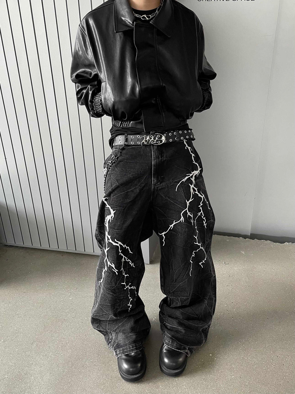 【24s Nov.】Niche Design Embroidered Lightning Loose Jeans