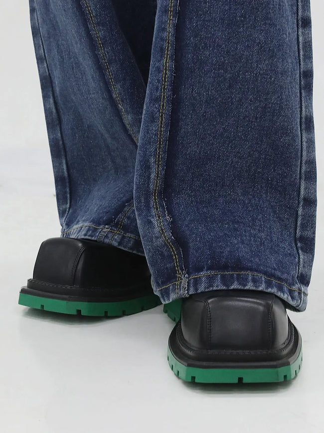 【HOT!】Black Square Toe Leather Shoes Hover Image