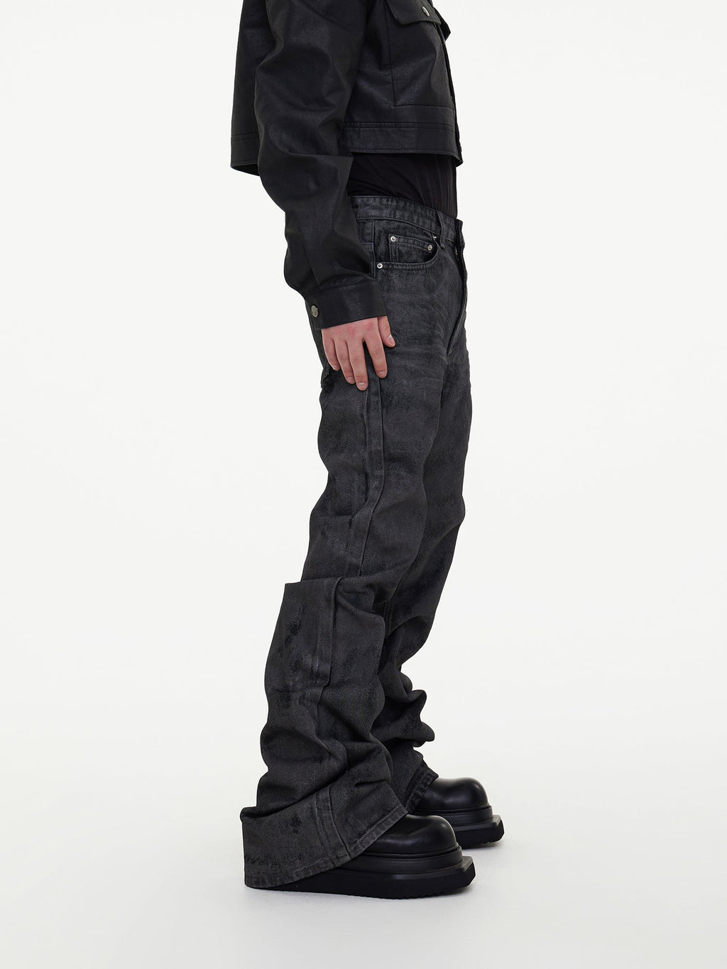 【24s May.】Hand-brushed Wax-coated Slim-fit Stacked Jeans
