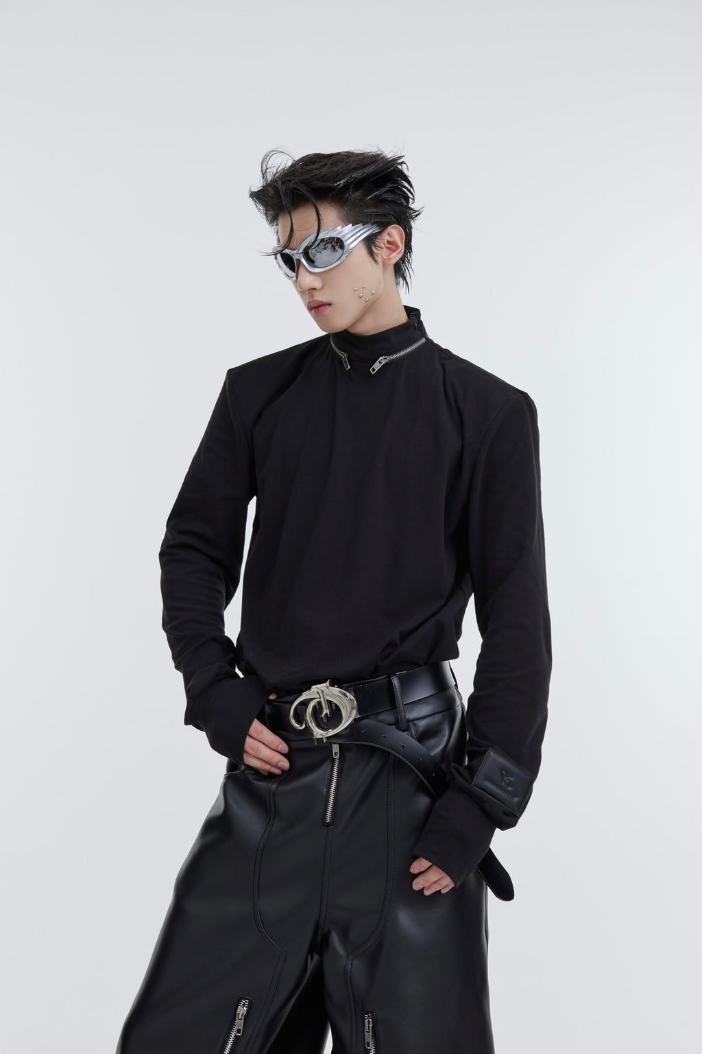 【23s October.】Metal Zipper Stand Collar Shoulder Padded Bottoming Shirt